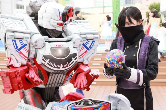 Bakuage Sentai Boonboomger VS King-Ohger 